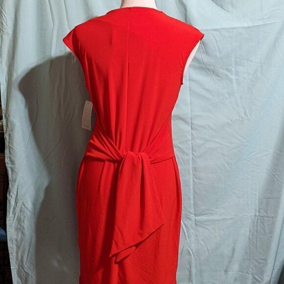 🆕NWT RED COMO VINTAGE SLEEVELESS DRESS WITH BOWTIE ON BACK - M - Picture 7 of 10